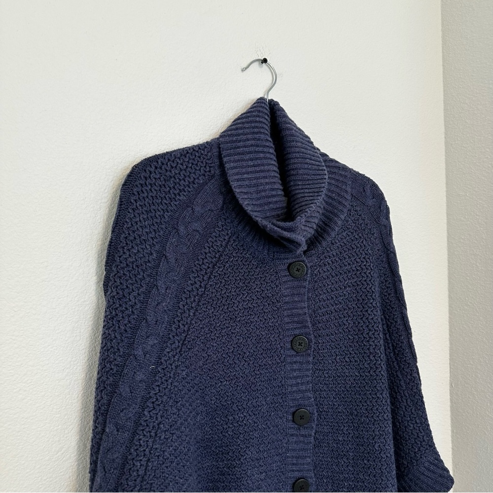 UGG Maribeth Poncho Knit Sweater Buttoned Dark Blue Wool Blend Size XS/S Women’s - Picture 4 of 13